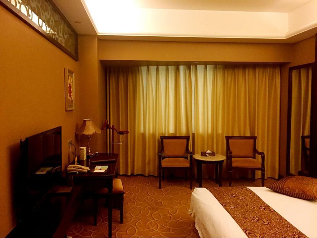 Green Land Hotel Kunming Luaran gambar
